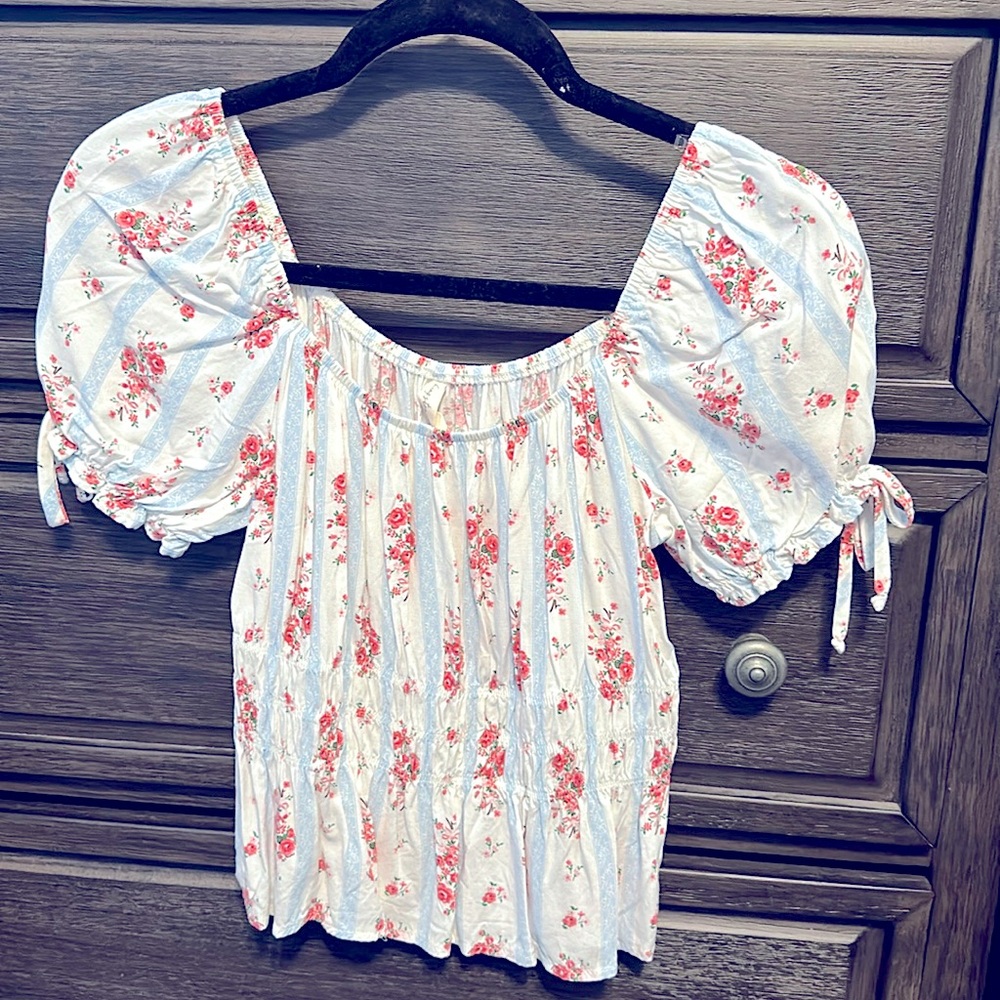 Kingston Grey Peplum Top. Size Small